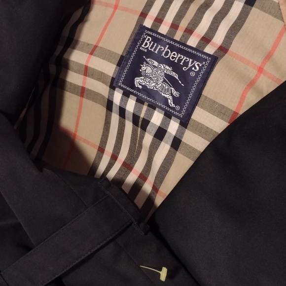 London's Burberry Double-breasted Black Women's Trench Coat, NEW - Picture 8 of 16